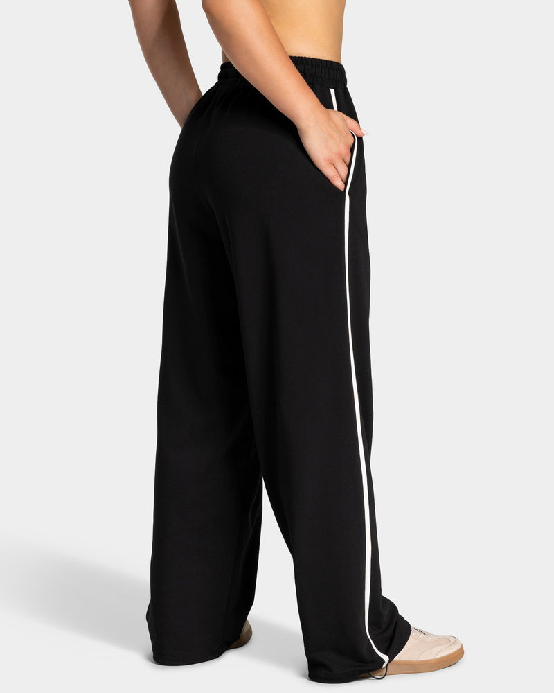Pantalon de jogging Wide Leg coupe longue Soft « Noir »
