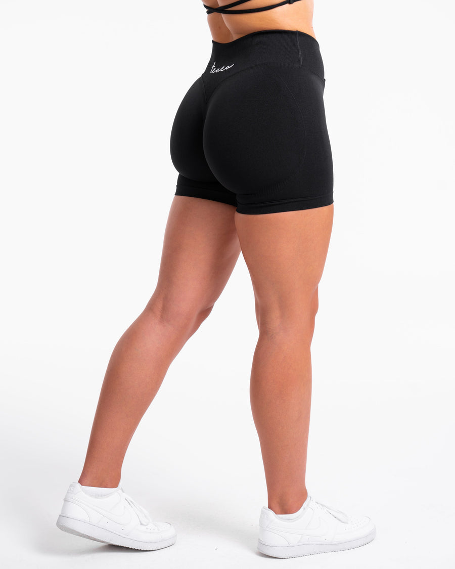 Short Covert Scrunch V-Shape Fearless « noir »