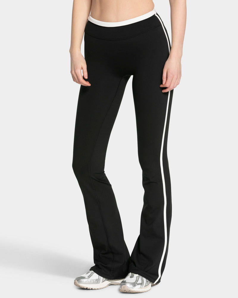 Legging évasé à coupe longue Soft « Noir »