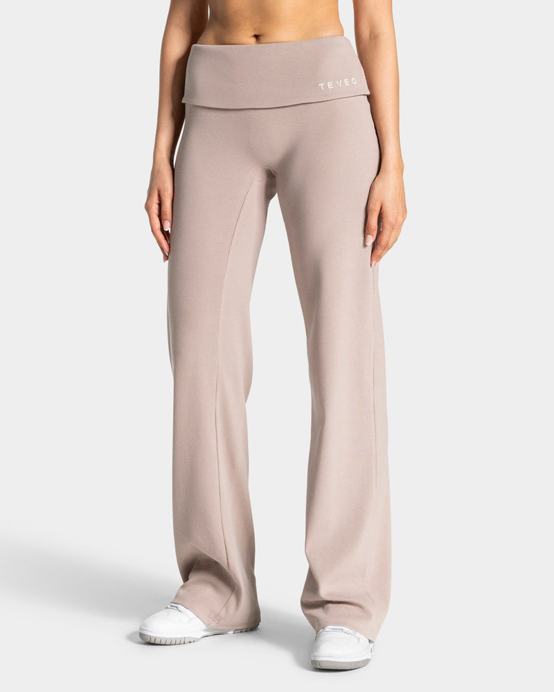 Pantalon côtelé à jambe droite standard Soft Foldover « Cappuccino »